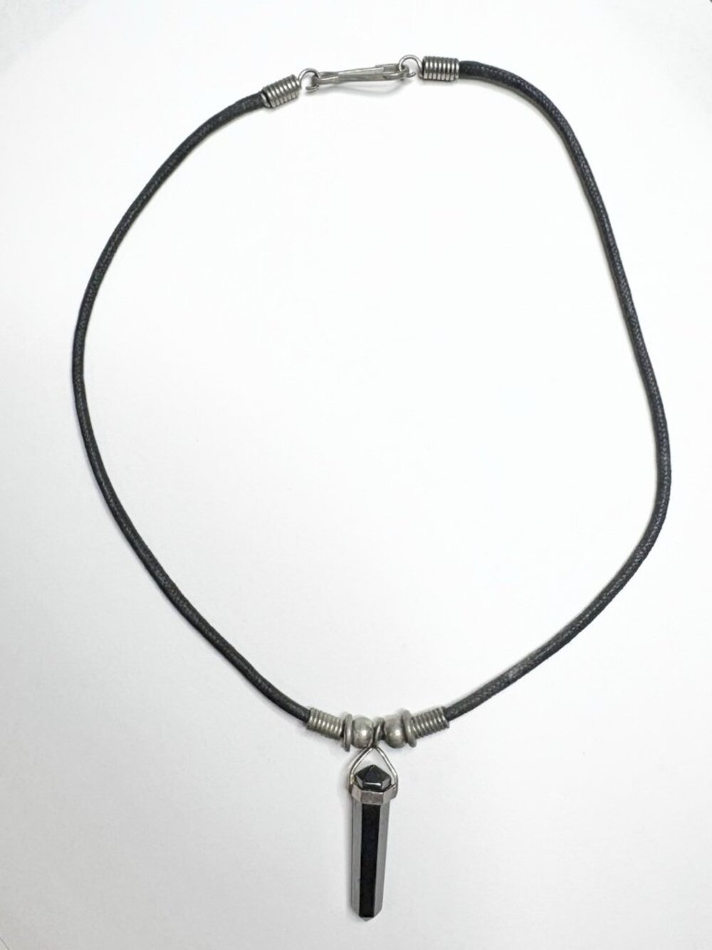 VTG 90s Whimsi Crystal Black Pendant Leather Cord Choker Necklace Unisex Grunge